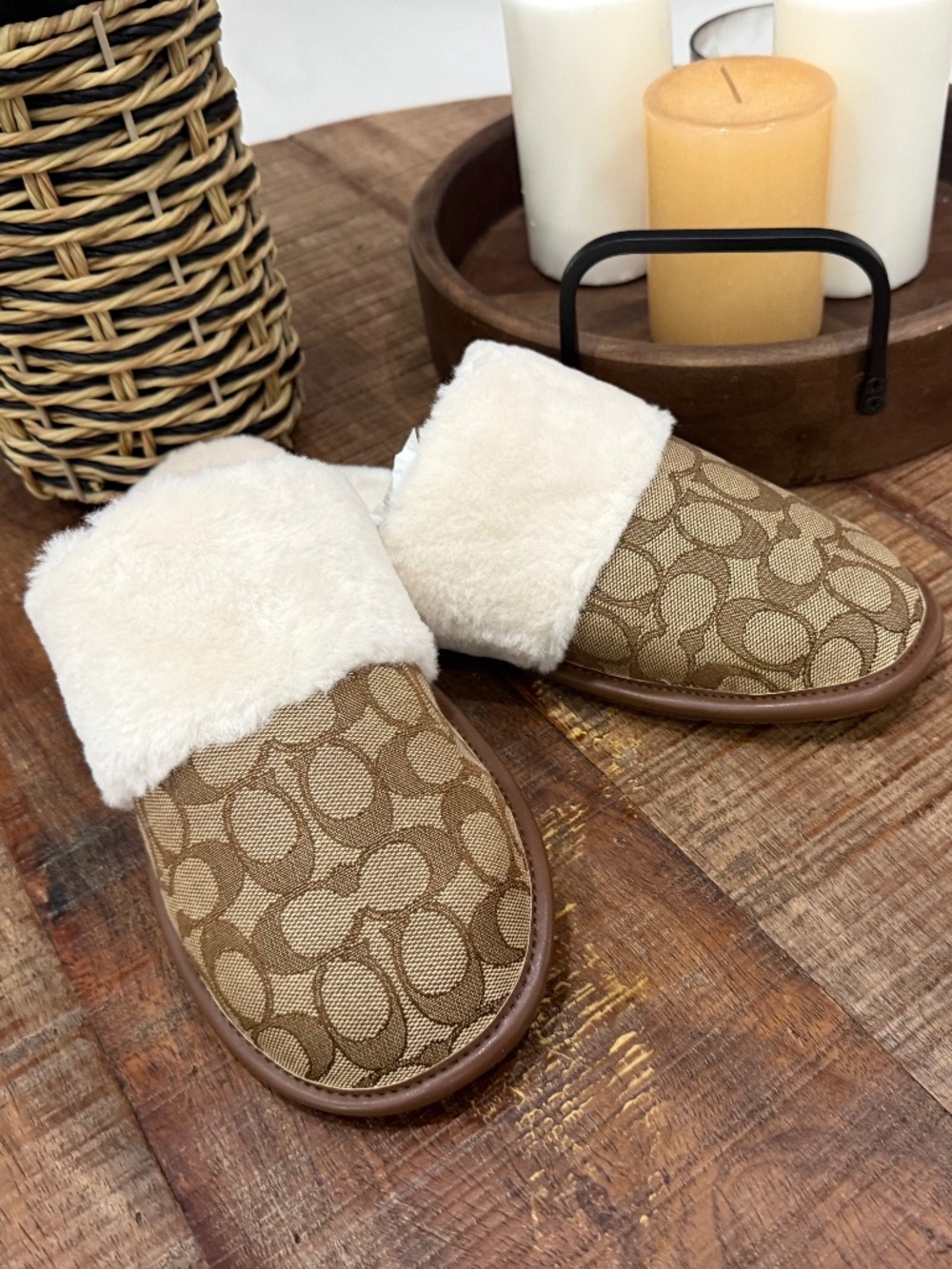 Coach C Logo Slippers Khaki Patterned Slides Women’s Size 9